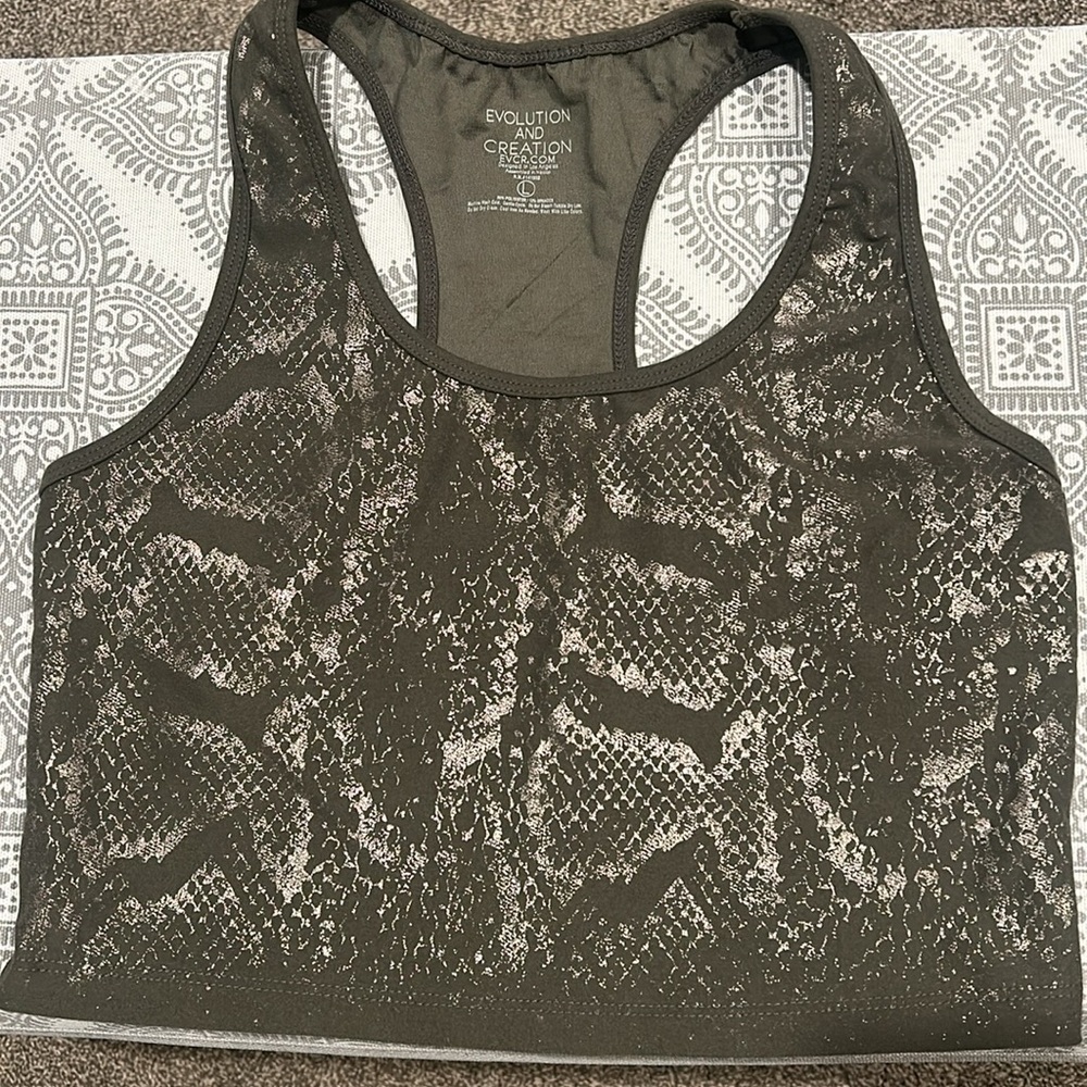 Crop Tank Bundle - Picture 3 of 4